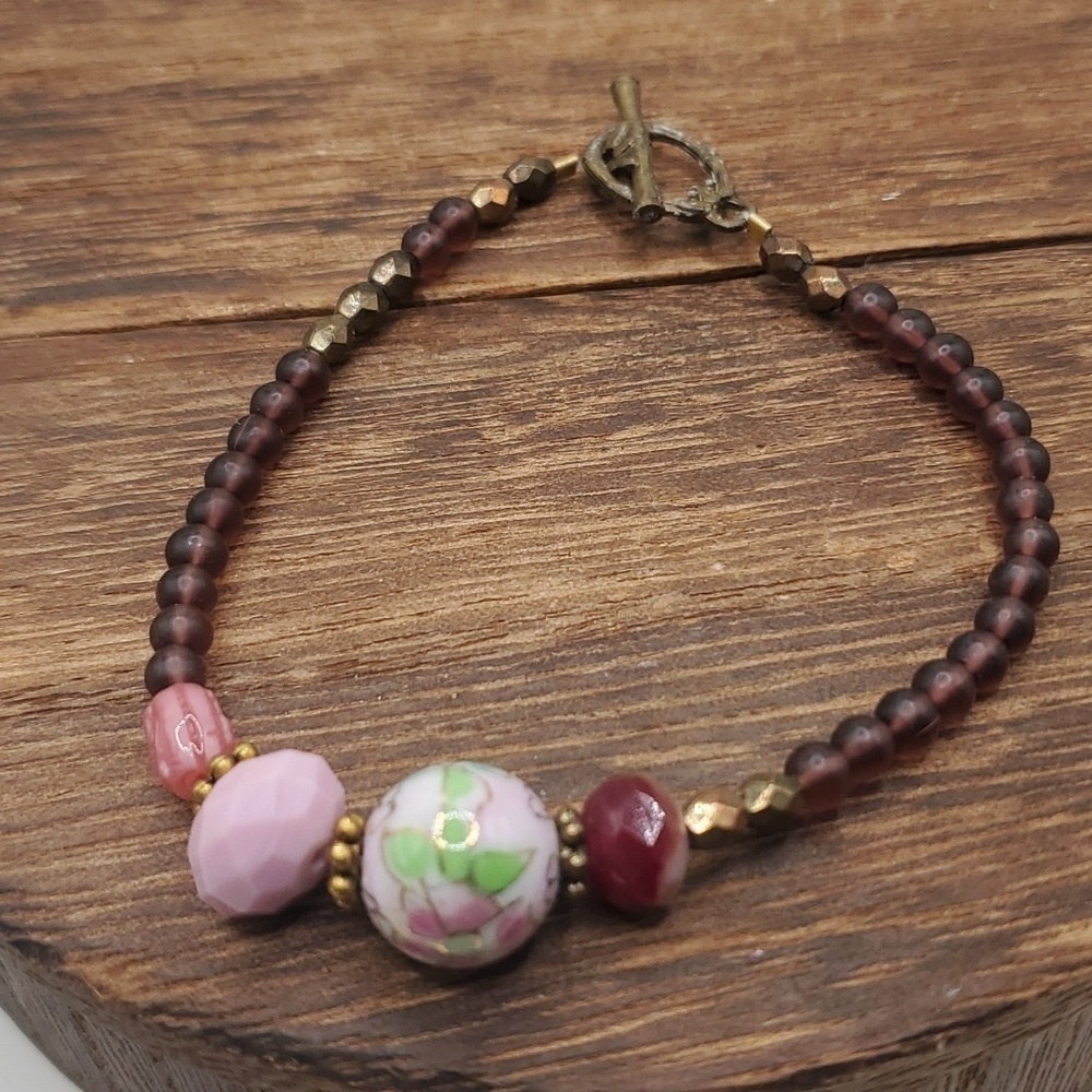 B2411‎ cottagecore glass beaded floral cloissone bracelet